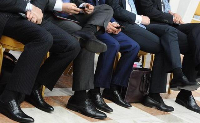 В Венесуэле госслужащие будут работать два дня в неделю